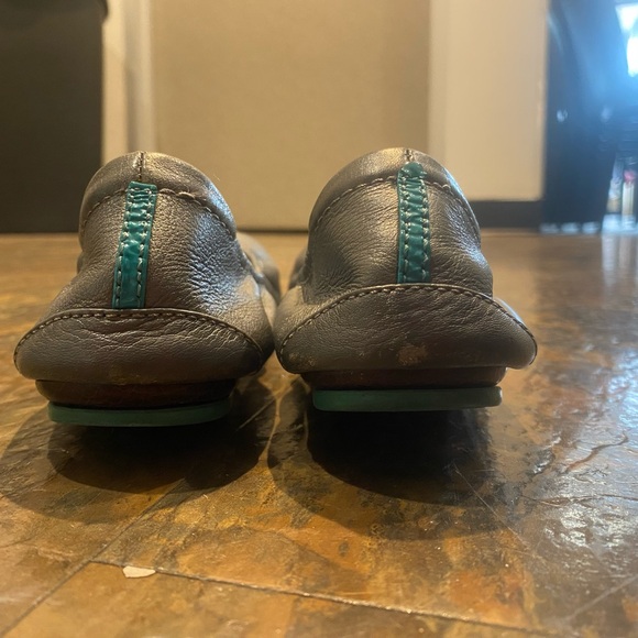 Worn size 6 pewter Tieks - Picture 6 of 6